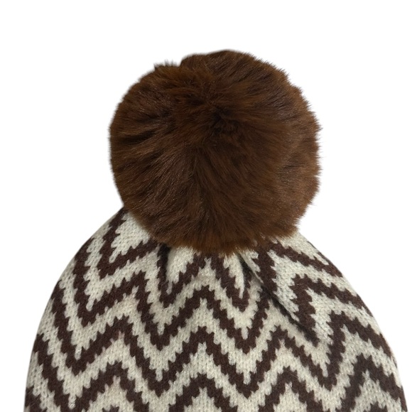 Soft Warm Style Brown Knitted Chevron Print Beanie With Faux Fur Pom Pom - Picture 3 of 5